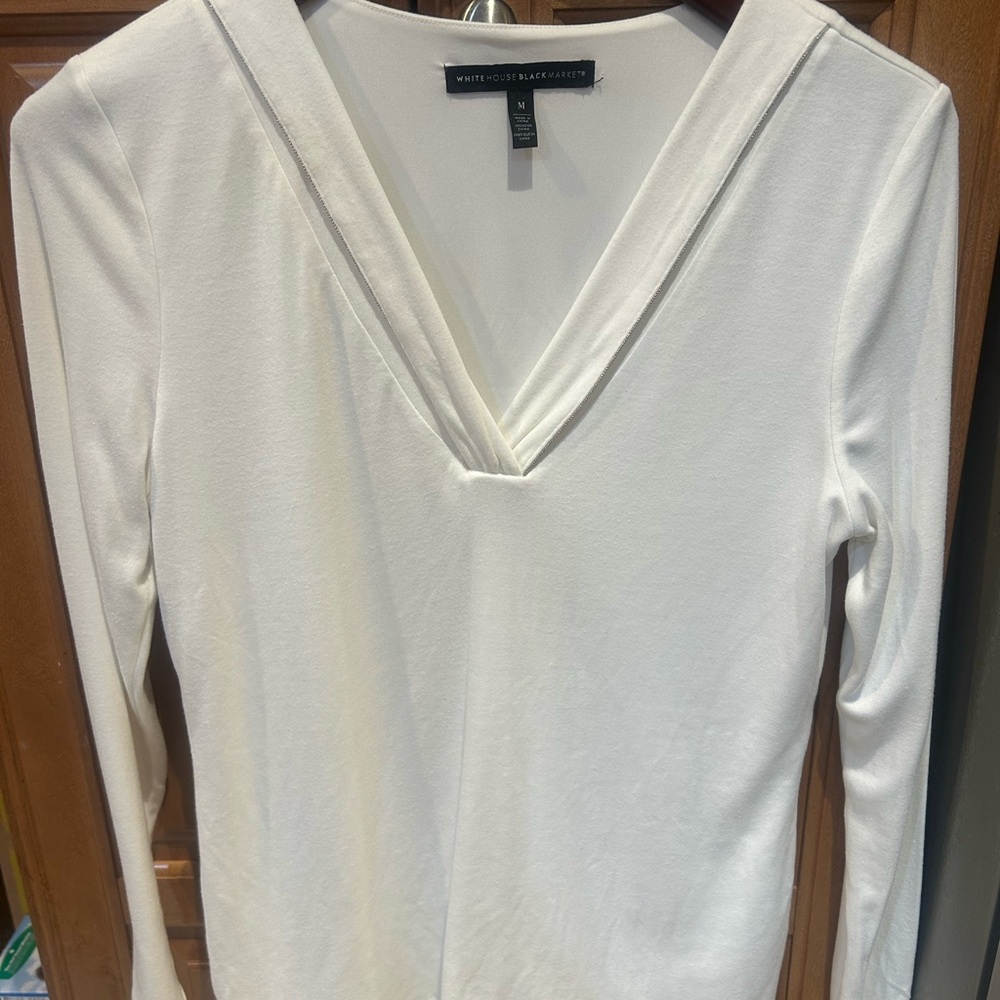White House Black Market V-Neck Long Sleeve Top in white